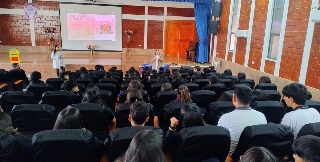 Estudiantes participan en el segundo encuentro de liderazgo estudiantil